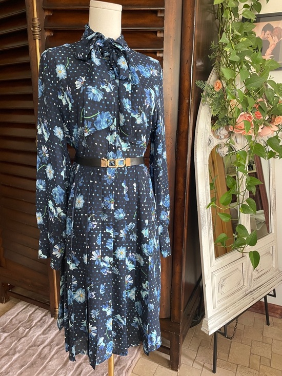 Gracia Dresses & Skirts - Gracia Navy Floral Tie-Neck Long Sleeve Dress Belt Spring Tea Party Large